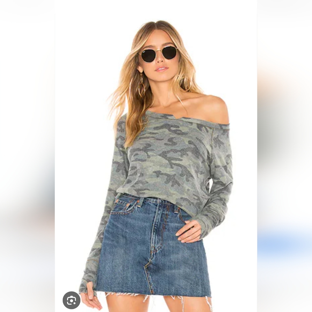 Micheal Stars Camo Long Sleeve Women Small